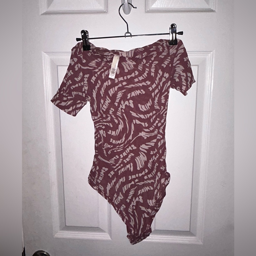 Skims Graphic Bodysuit - Purple